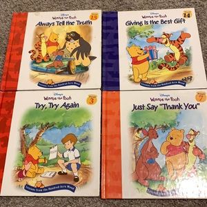 4 Winnie the Pooh collector books